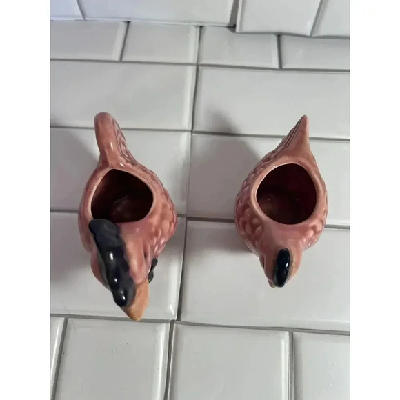1950s Rooster Creamer And Hen Sugar Bowl Set In Pink and Black Glazed Pottery - Picture 5 of 12